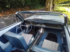 Louer une FORD Mustang de de 1966 (Photo 5)