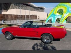 Louer une FORD Mustang de de 1967 (Photo 2)