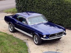 FORD Mustang (Photo 1)