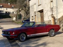 Louer une FORD Mustang de de 1967 (Photo 1)