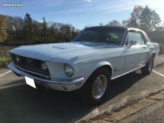 Louer une FORD Mustang de 1968 (Photo 0)