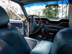 FORD Mustang (Photo 5)