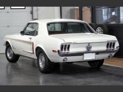 Louer une FORD Mustang de de 1968 (Photo 2)