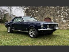 Louer une FORD Mustang de de 1968 (Photo 1)
