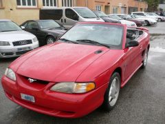 Louer une FORD Mustang de 1978 (Photo 1)