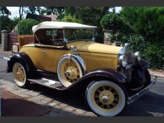 Louer une FORD Roadster Deluxe modèle 40B de de 1931 (Photo 2)