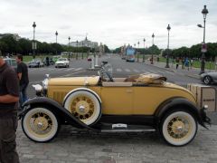 Louer une FORD Roadster Deluxe modèle 40B de de 1931 (Photo 4)