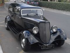 Louer une FORD Sedan de 1934 (Photo 0)