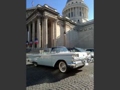 Louer une FORD Skyliner de de 1959 (Photo 2)