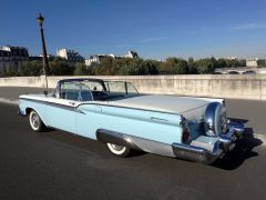 Louer une FORD Skyliner de de 1959 (Photo 3)