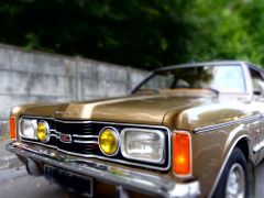 Louer une FORD Taunus Coupé de de 1972 (Photo 2)