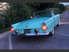 Louer une FORD Thunderbird de de 1955 (Photo 2)