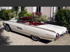 Louer une FORD Thunderbird de de 1963 (Photo 2)