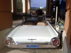 Louer une FORD Thunderbird de de 1963 (Photo 3)