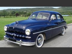 Louer une FORD Vedette de de 1952 (Photo 1)