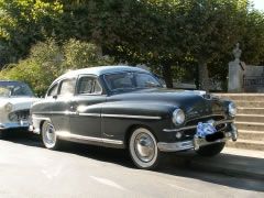 Louer une FORD Vendôme de 1954 (Photo 1)