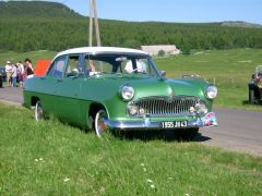 Louer une FORD Versailles de de 1955 (Photo 2)