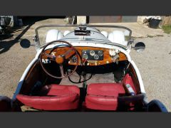 Louer une GEORGES IRAT Cabriolet de de 1936 (Photo 5)