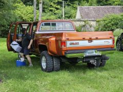 Louer une GMC Sierra 450CV de de 1981 (Photo 4)
