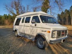 Louer une GMC Vandura de de 1990 (Photo 1)