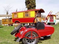 Louer une HARLEY DAVIDSON FL Side Car de de 1948 (Photo 3)