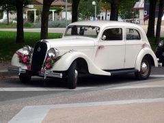 Louer une HOTCHKISS Cabourg 686 de de 1936 (Photo 3)