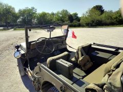 Louer une HOTCHKISS Jeep de de 1964 (Photo 3)