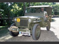 Louer une HOTCHKISS M201 Jeep de 1964 (Photo 1)