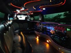 Louer une HUMMER H3 Stretch de de 2008 (Photo 3)