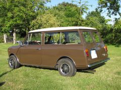 Louer une INNOCENTI Mini T 1000 de de 1975 (Photo 3)