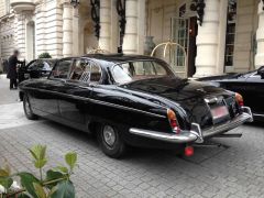 Louer une JAGUAR 420G 265CV de de 1969 (Photo 3)