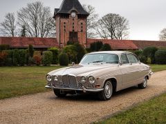 Louer une JAGUAR 420G de de 1969 (Photo 2)