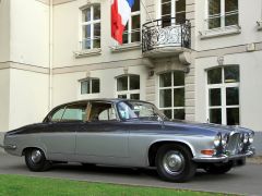 Louer une JAGUAR Mark 10 de de 1962 (Photo 2)