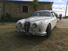 Louer une JAGUAR MK2 3L8 de de 1964 (Photo 2)