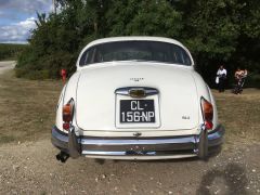 Louer une JAGUAR MK2 3L8 de de 1964 (Photo 3)