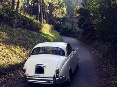 Louer une JAGUAR MK2 de de 1967 (Photo 3)