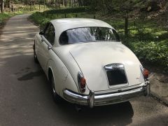 Louer une JAGUAR MK2 de de 1967 (Photo 4)