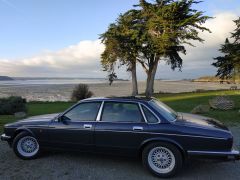 Louer une JAGUAR Sovereign XJ6 de de 1993 (Photo 2)