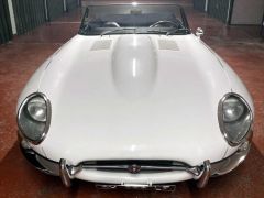 Louer une JAGUAR Type E 3.8L 265CV de de 1964 (Photo 1)