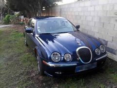 Louer une JAGUAR Type S 350CV de de 2000 (Photo 2)