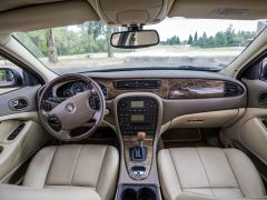 Louer une JAGUAR TYPE S de de 2000 (Photo 5)