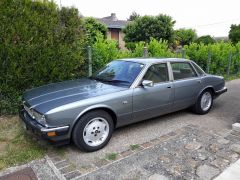 Louer une JAGUAR XJ 40  de 1989 (Photo 2)