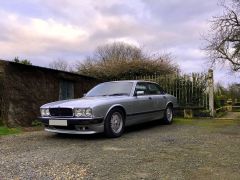 Louer une JAGUAR XJ-40 R de 1991 (Photo 1)