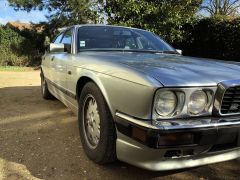 Louer une JAGUAR XJ-40 R de de 1991 (Photo 2)