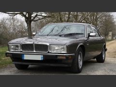 Louer une JAGUAR XJ 40 Sovereign de 1989 (Photo 0)