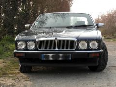 Louer une JAGUAR XJ 40 de de 1990 (Photo 2)