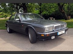 JAGUAR XJ 40 (Photo 1)