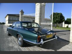 Louer une JAGUAR XJ 6  de de 1978 (Photo 4)