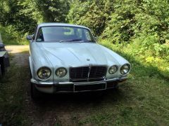 Louer une JAGUAR XJ 6 de 1978 (Photo 2)