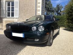 Louer une JAGUAR XJ 8 300CV de 2005 (Photo 1)